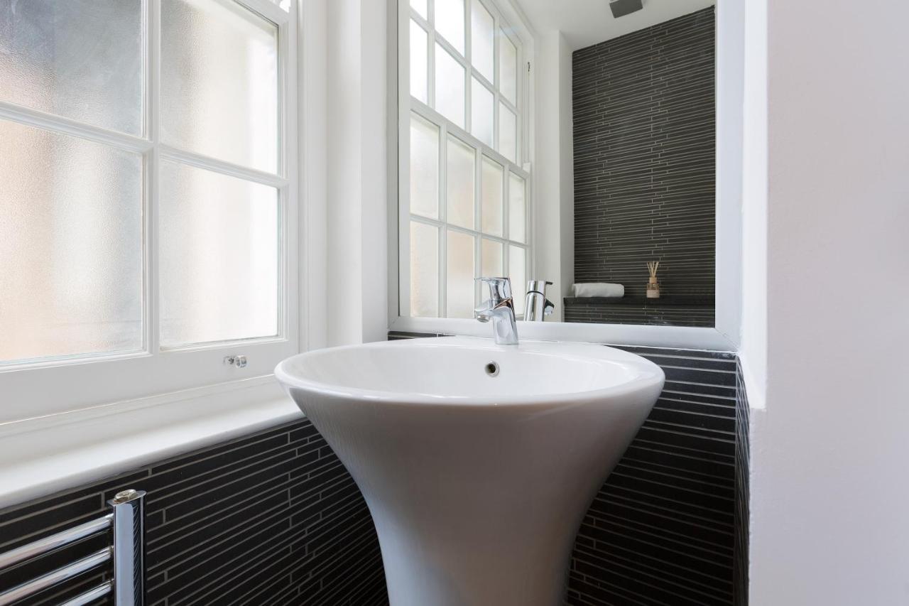 Spacious 4 Bedrooms Flat In New Oxford Street Londra Exterior foto